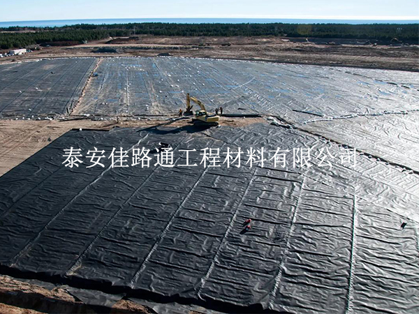 藕池防滲膜用不久？這些延長(zhǎng)壽命的因素要抓牢